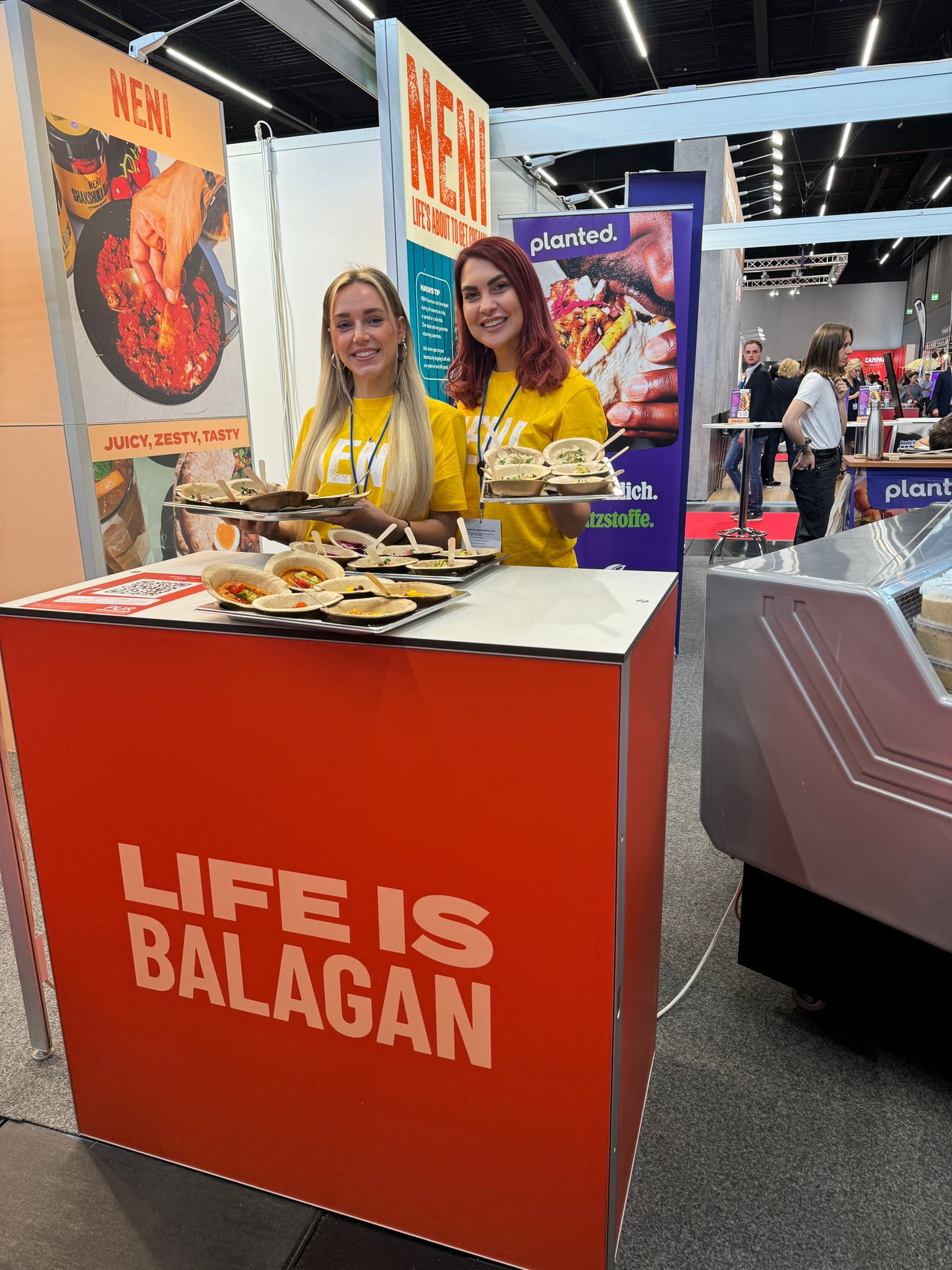 placeholder image sq